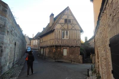 Autun quartier cathedrale 1