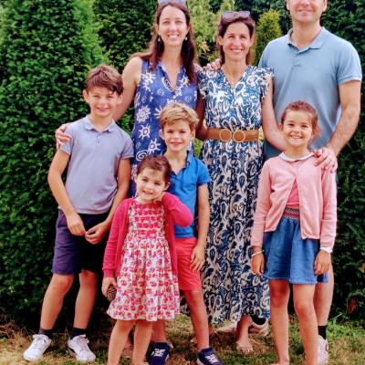 Hélène, Pauline, Pierre et la petite famille